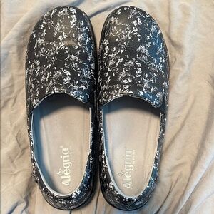Alegria Monochrome Floral Slip-Ons